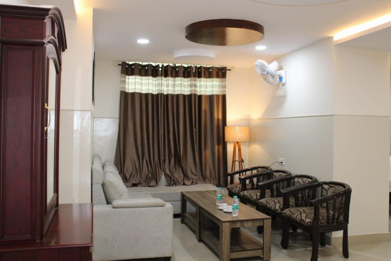 Maldives Inn Bangalore Exteriör bild